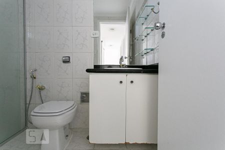 Apartamento à venda com 70m², 3 quartos e sem vagaBanheiro