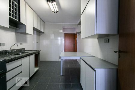 Apartamento para alugar com 100m², 3 quartos e 1 vaga