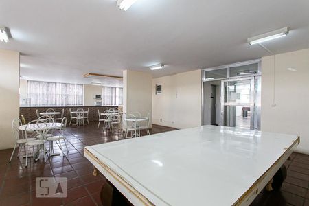 Apartamento para alugar com 100m², 3 quartos e 1 vaga Apartamento para alugar com 100m², 3 quartos e 1 vagaÁrea comum - Salão de festas