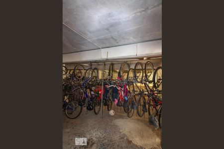 Apartamento para alugar com 100m², 3 quartos e 1 vaga Apartamento para alugar com 100m², 3 quartos e 1 vagaÁrea comum - Bicicletário