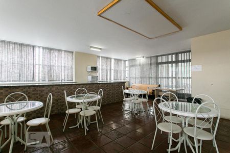 Apartamento para alugar com 100m², 3 quartos e 1 vaga Apartamento para alugar com 100m², 3 quartos e 1 vagaÁrea comum - Salão de festas