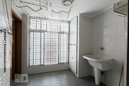 Apartamento para alugar com 100m², 3 quartos e 1 vaga Apartamento para alugar com 100m², 3 quartos e 1 vagaÁrea de Serviço