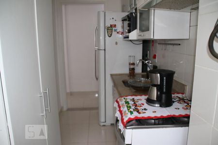 Apartamento à venda com 78m², 2 quartos e 1 vagaCozinha