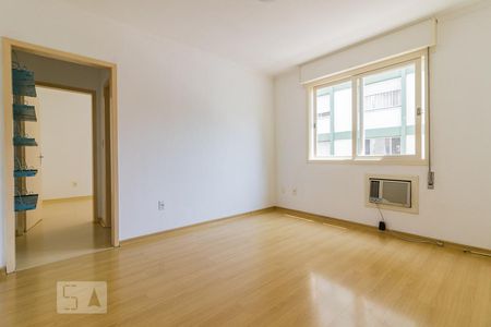 Sala de apartamento para alugar com 1 quarto, 40m² em Menino Deus, Porto Alegre