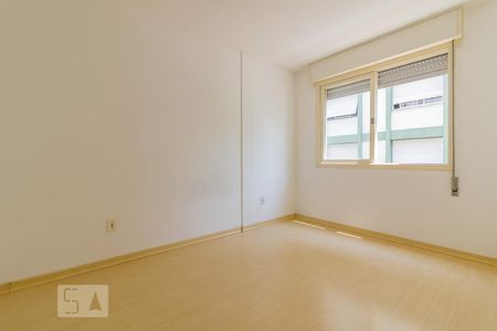 Dormitório de apartamento para alugar com 1 quarto, 40m² em Menino Deus, Porto Alegre
