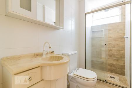 Banheiro de apartamento para alugar com 1 quarto, 40m² em Menino Deus, Porto Alegre