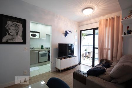 Apartamento à venda com 42m², 1 quarto e 1 vagaSala