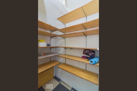 Apartamento à venda com 130m², 3 quartos e 2 vagasDepósito