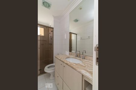 Apartamento à venda com 130m², 3 quartos e 2 vagasBanheiro