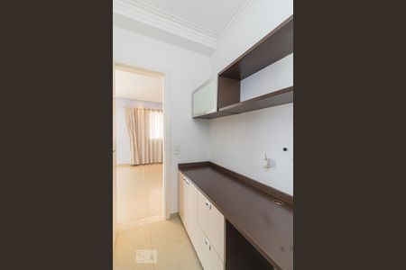 Apartamento à venda com 130m², 3 quartos e 2 vagasEscritório