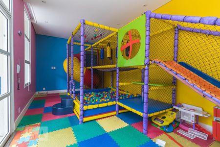 Apartamento à venda com 130m², 3 quartos e 2 vagasBrinquedoteca