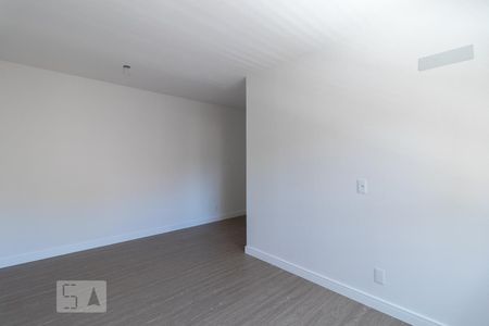 Apartamento à venda com 82m², 2 quartos e 2 vagasQuarto 2 - Suíte