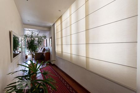 Corredor da Sala  de apartamento à venda com 3 quartos, 120m² em Icaraí, Niterói