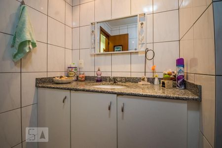 Apartamento à venda com 80m², 3 quartos e 2 vagasBanheiro