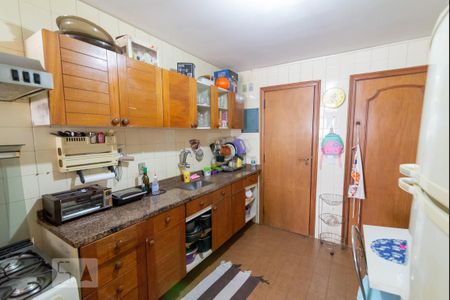 Apartamento à venda com 76m², 2 quartos e 1 vagaCozinha