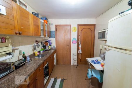 Apartamento à venda com 76m², 2 quartos e 1 vagaCozinha