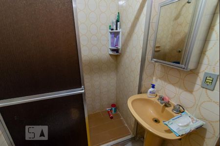 Apartamento à venda com 76m², 2 quartos e 1 vagaBanheiro Social