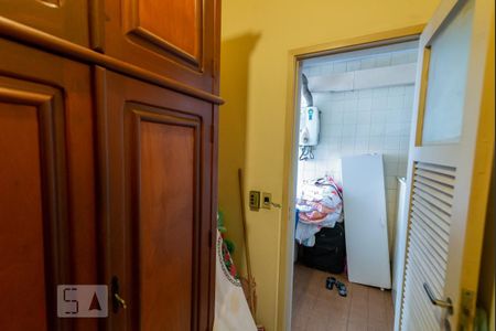 Apartamento à venda com 76m², 2 quartos e 1 vagaQuarto de Serviço
