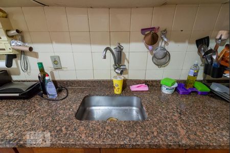 Apartamento à venda com 76m², 2 quartos e 1 vagaCozinha