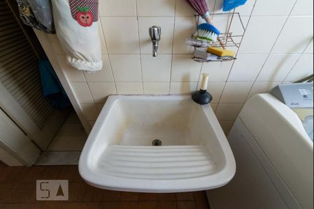 Apartamento à venda com 76m², 2 quartos e 1 vagaÁrea de Serviço