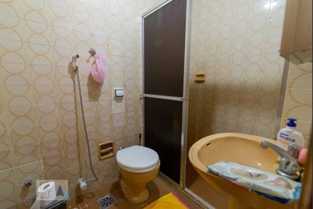 Apartamento à venda com 76m², 2 quartos e 1 vagaBanheiro Social