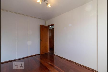 Apartamento para alugar com 90m², 2 quartos e 1 vaga Apartamento para alugar com 90m², 2 quartos e 1 vagaQuarto 2