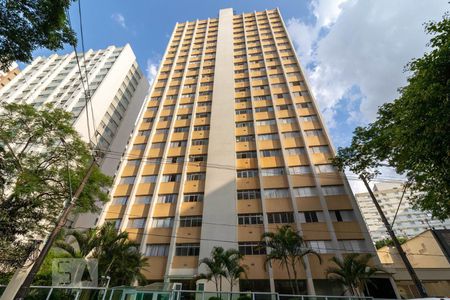 Apartamento para alugar com 90m², 2 quartos e 1 vaga Apartamento para alugar com 90m², 2 quartos e 1 vagaFachada