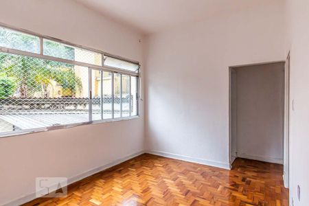 Apartamento à venda com 74m², 2 quartos e sem vaga Apartamento à venda com 74m², 2 quartos e sem vagaSala