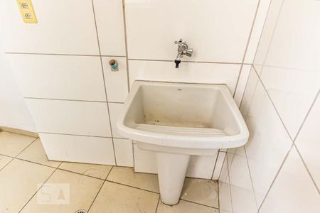Apartamento à venda com 74m², 2 quartos e sem vaga Apartamento à venda com 74m², 2 quartos e sem vagaÁrea de serviço