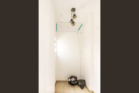 Apartamento à venda com 74m², 2 quartos e sem vaga Apartamento à venda com 74m², 2 quartos e sem vagaÁrea de serviço
