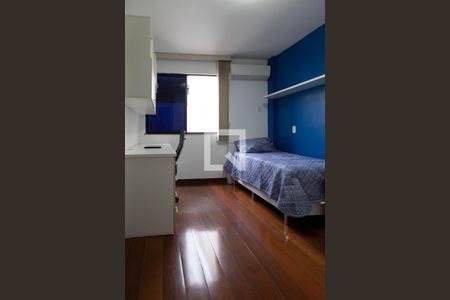 Apartamento para alugar com 185m², 3 quartos e 2 vagasQuarto 2