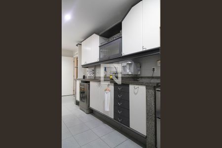Apartamento para alugar com 185m², 3 quartos e 2 vagasCozinha