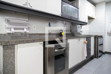 Apartamento para alugar com 185m², 3 quartos e 2 vagasCozinha