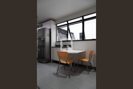 Apartamento para alugar com 185m², 3 quartos e 2 vagasCozinha