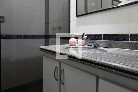 Apartamento para alugar com 185m², 3 quartos e 2 vagasBanheiro 1