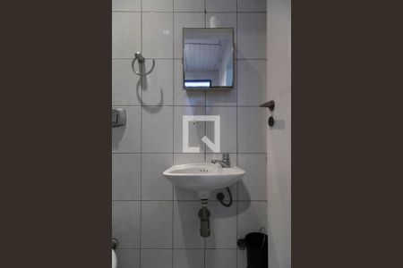 Apartamento para alugar com 185m², 3 quartos e 2 vagasBanheiro de Serviço