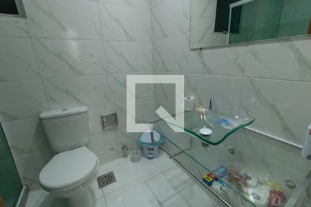 Apartamento à venda com 85m², 2 quartos e 1 vaga Apartamento à venda com 85m², 2 quartos e 1 vagaBanheiro da Suíte