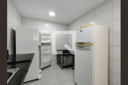 Apartamento à venda com 85m², 2 quartos e 1 vaga Apartamento à venda com 85m², 2 quartos e 1 vagaÁrea comum - Salão de festas