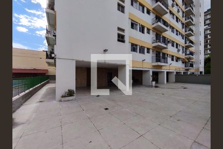 Apartamento à venda com 85m², 2 quartos e 1 vaga Apartamento à venda com 85m², 2 quartos e 1 vagaÁrea comum - Playground