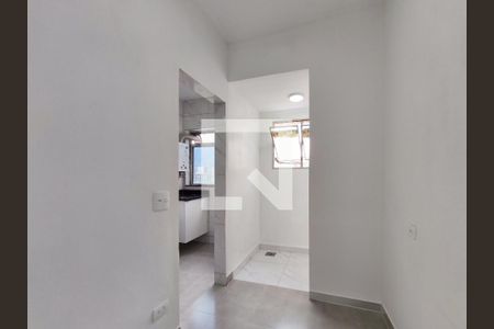 Apartamento à venda com 85m², 2 quartos e 1 vaga Apartamento à venda com 85m², 2 quartos e 1 vagaQuarto de Serviço