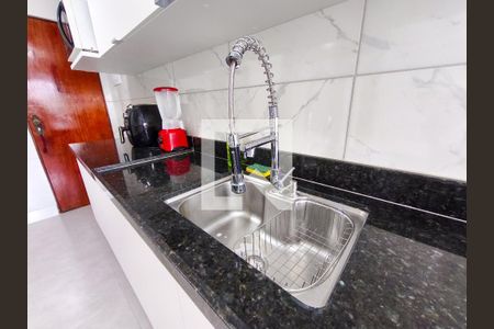 Apartamento à venda com 85m², 2 quartos e 1 vaga Apartamento à venda com 85m², 2 quartos e 1 vagaCozinha