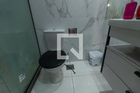 Apartamento à venda com 85m², 2 quartos e 1 vaga Apartamento à venda com 85m², 2 quartos e 1 vagaBanheiro Social