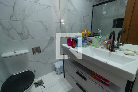 Apartamento à venda com 85m², 2 quartos e 1 vaga Apartamento à venda com 85m², 2 quartos e 1 vagaBanheiro Social