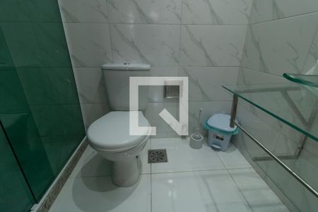 Apartamento à venda com 85m², 2 quartos e 1 vaga Apartamento à venda com 85m², 2 quartos e 1 vagaBanheiro da Suíte