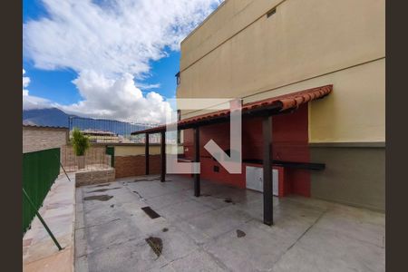 Apartamento à venda com 85m², 2 quartos e 1 vaga Apartamento à venda com 85m², 2 quartos e 1 vagaÁrea comum - Churrasqueira