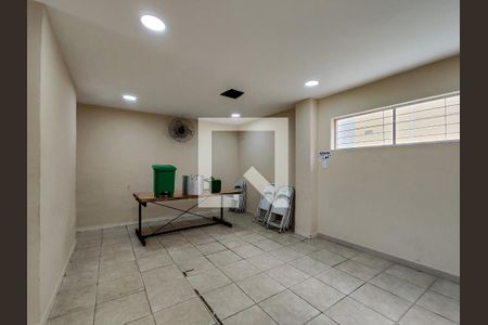 Apartamento à venda com 85m², 2 quartos e 1 vaga Apartamento à venda com 85m², 2 quartos e 1 vagaSalão de jogos
