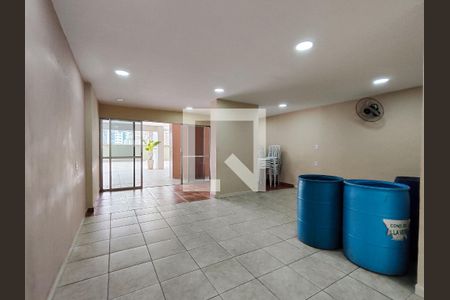 Apartamento à venda com 85m², 2 quartos e 1 vaga Apartamento à venda com 85m², 2 quartos e 1 vagaÁrea comum - Salão de festas