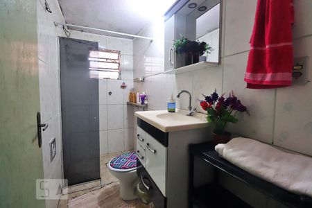 Casa à venda com 147m², 3 quartos e 2 vagasBanheiro 2