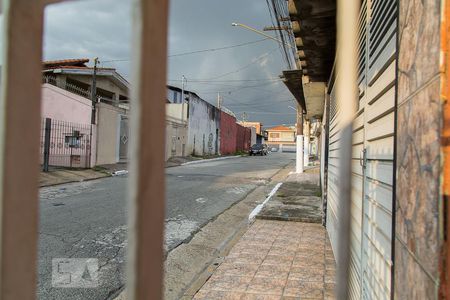 Casa para alugar com 80m², 2 quartos e 1 vagaÁrea comum - Vista da garagem