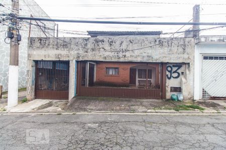Casa à venda com 202m², 2 quartos e 3 vagasFachada